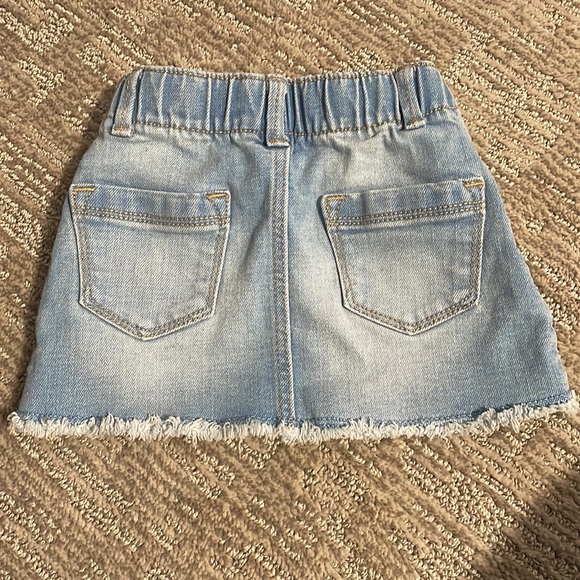 12-18m Skirt - Picture 2 of 3